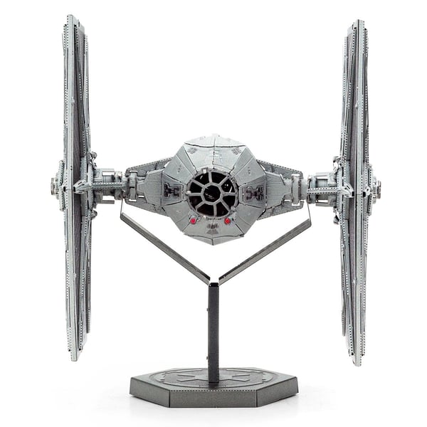 Miniatyrbild 4 av 4: Metal Earth TIE Fighter