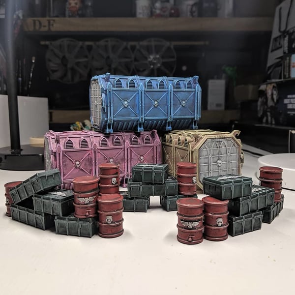 Miniatyrbild 14 av 19: Games Workshop Munitorum Armoured Containers Samlarfigur Plast