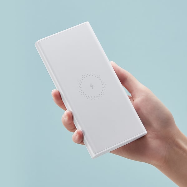 Miniatyrbild 2 av 5: Xiaomi Mi Wireless Litium Polymer (LiPo) 10000 mAh Trådlös laddning Vit