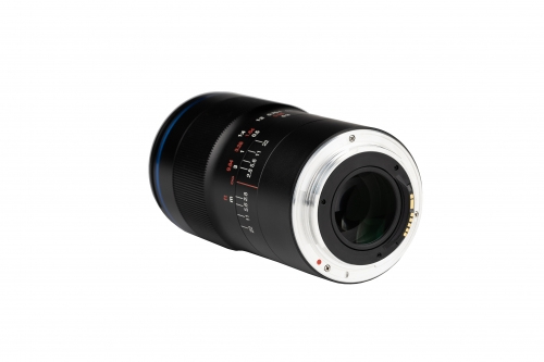 Pikkukuva 2 / 5: Laowa 100mm f/2.8 2x Ultra Macro APO MILC/SLR Makro-objektiivi Musta