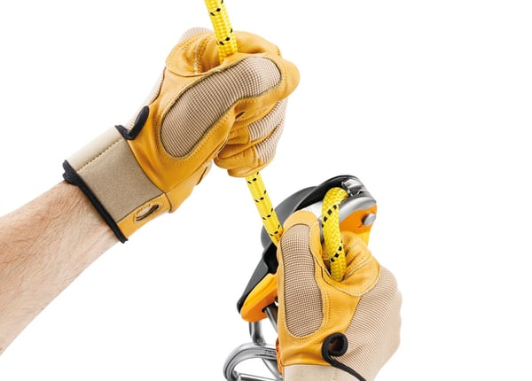 Pikkukuva 2 / 6: Petzl D021AA00 kiipeilylaskeutuja