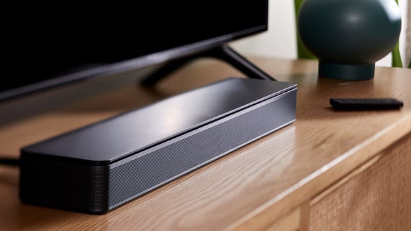 Pikkukuva 6 / 10: Bose TV Speaker Musta 3.0 kanavaa 100 W