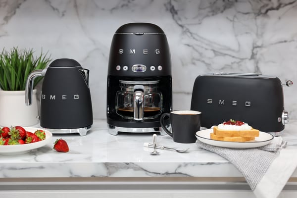 Miniatyrbild 15 av 17: Brödrost Smeg TSF01BLMEU Svart 950 W