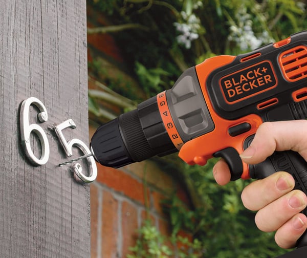 Black & Decker MT218KB porakone 800 RPM 1,46 kg Musta, Oranssi
