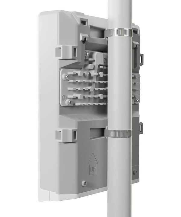 Pikkukuva 3 / 3: Mikrotik netPower 16P L2/L3 Gigabit Ethernet (10/100/1000) Power over Ethernet -tuki Valkoinen