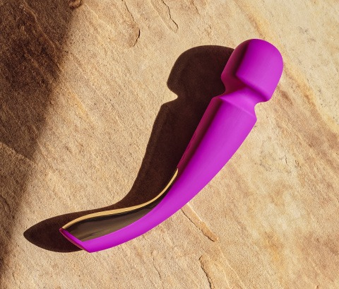 LELO Wand 2 Molempikätinen