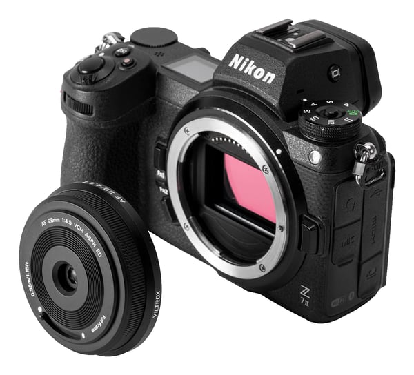 Miniatyrbillede 3 af 6: VILTROX AF 28mm F4.5 Fuldformat-objektiv Sort
