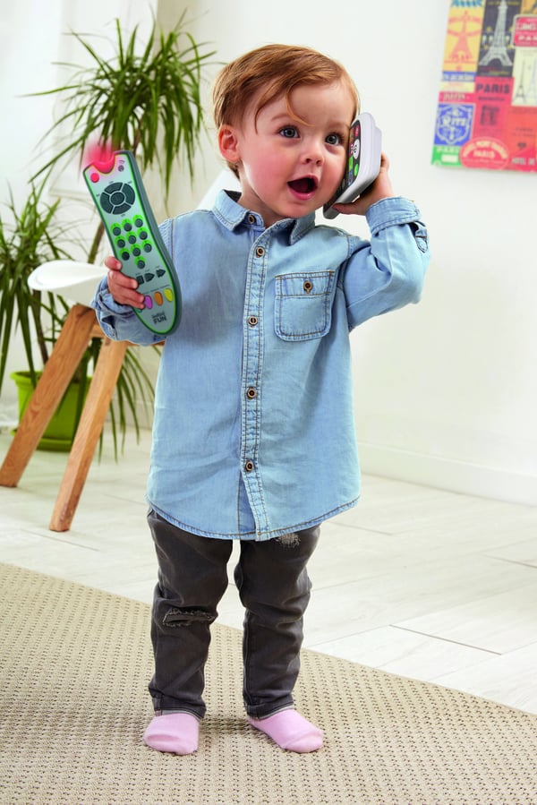 Pikkukuva 2 / 3: KD Kids InfiniFun My Phone & Remote Control