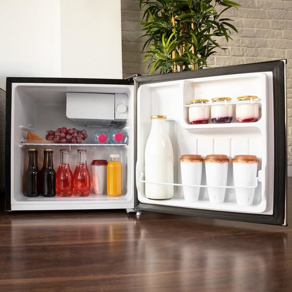Cecotec 02311 kombi-køleskab Fritstående 46 L Sort