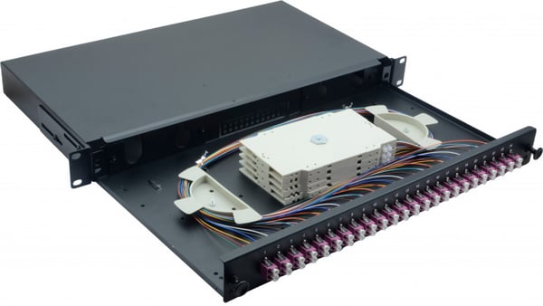 Miniatyrbild 2 av 2: Helos 375561 rack 1U Svart