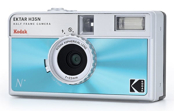 Pikkukuva 4 / 9: Kodak EKTAR H35N Kompakti filmikamera 35 mm Sininen, Hopea