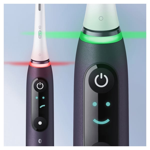 Pikkukuva 6 / 13: Oral-B iO Series 8 Aikuinen Värisevä hammasharja Purppura, Valkoinen