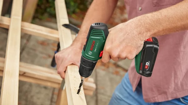 Miniatyrbillede 4 af 7: Bosch EasyDrill 18V-40 1630 rpm Nøglefri 1,3 kg Sort, Grøn