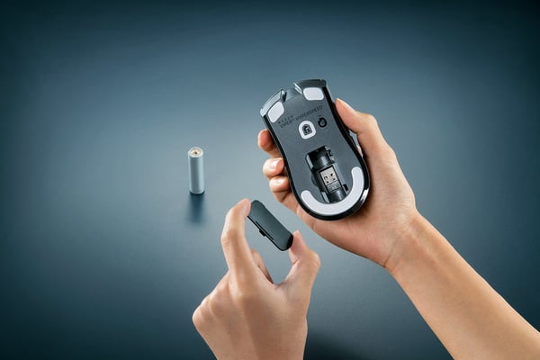 Razer Viper V3 HyperSpeed datormöss Spela högerhand RF Trådlös Optisk 30000 DPI