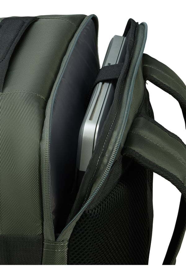 Pikkukuva 2 / 6: American Tourister Urban Track reppu Matkareppu Khaki