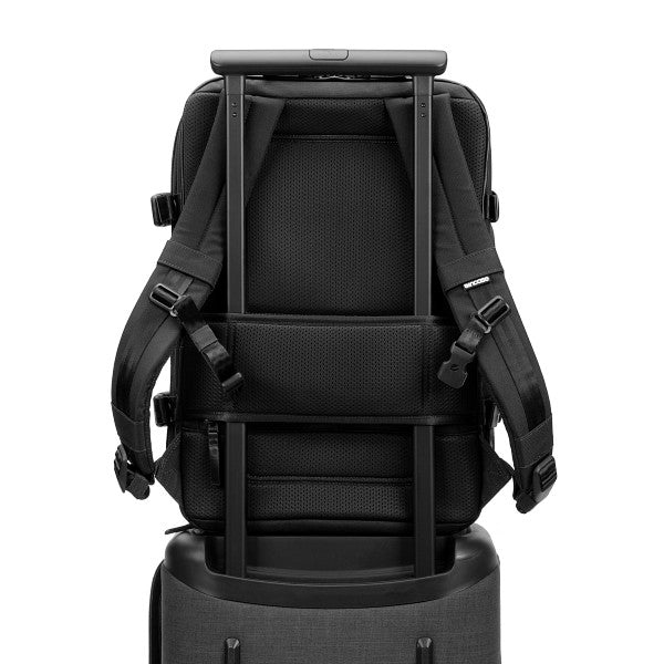 Miniatyrbild 10 av 15: Incase INCO100682-BLK ryggsäckar Reseryggsäck Svart Polyester
