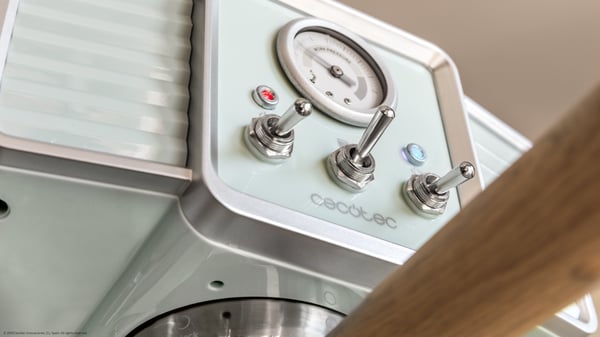 Miniatyrbild 4 av 11: Cecotec Power Espresso 20 Tradizionale Espressomaskin 1,5 l