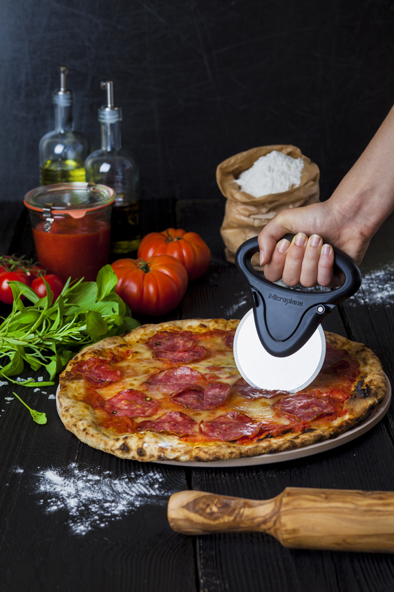 Miniatyrbild 3 av 4: Microplane 48005 pizzaskärare Rostfritt stål