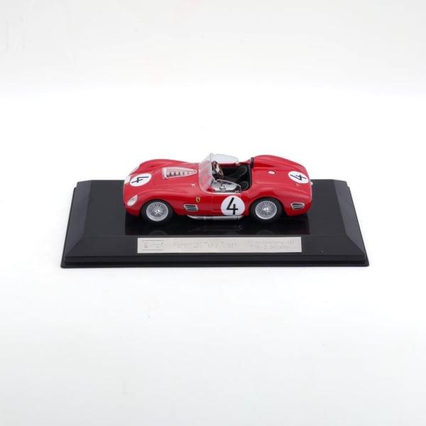 Miniatyrbillede 14 af 16: BBURAGO Ferrari Racing – 250 Testa Rossa 1959 Sportsbil model Formonterede 1:43