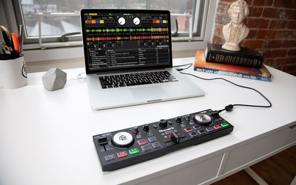 Miniatyrbillede 6 af 6: Numark DJ2GO2 Touch 2 kanaler Sort
