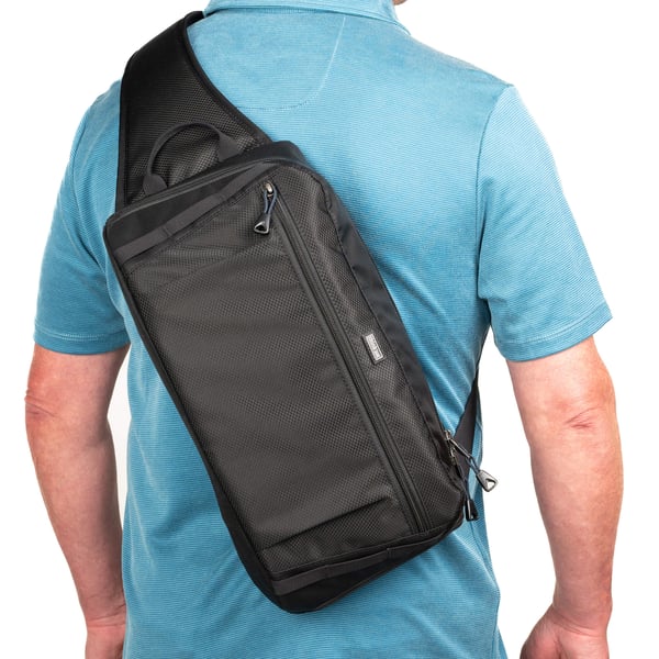 Think Tank PressPass Sling Hårt fodral Svart
