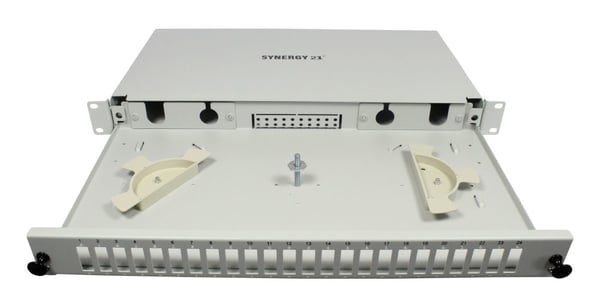 Pikkukuva 6 / 6: Synergy 21 S216370V2 kytkentäpaneeli 1U