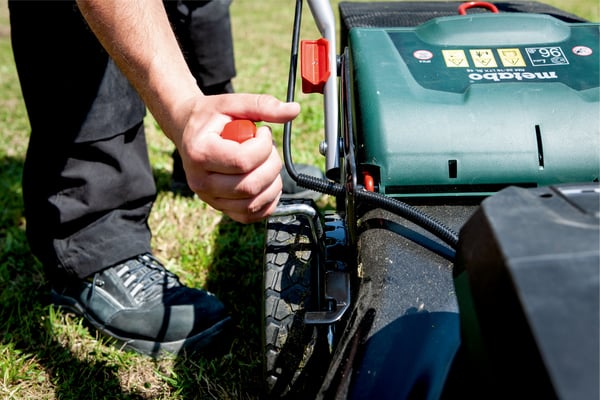 Miniatyrbillede 5 af 10: Metabo RM 36-18 LTX BL 46 Skubbe plæneklipper Batteri Grøn