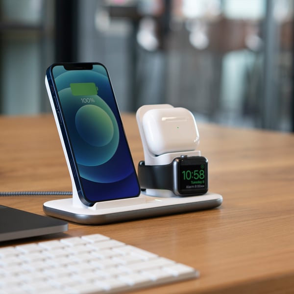 Miniatyrbillede 4 af 14: Apples Xtorm 3-i-1 trådløs oplader (iPhone, Apple Watch, AirPods (Pro))