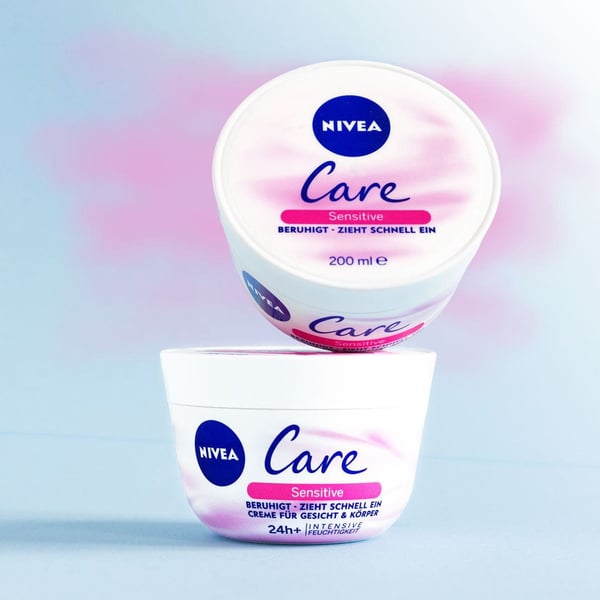 NIVEA 80197 Vartalorasva ja -voide 200 ml Kerma