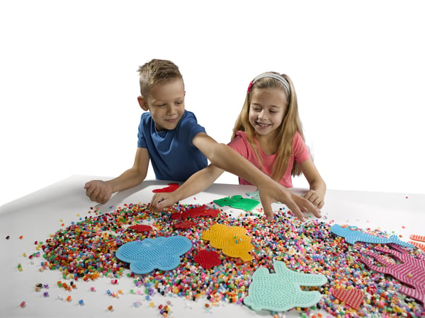 Pikkukuva 2 / 3: SES Creative Beedz - Pegboard little princess Helmialusta