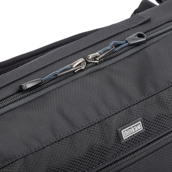Think Tank PressPass Sling Hårt fodral Svart