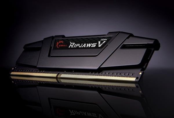G.Skill Ripjaws V F4-3200C16D-32GVK muistimoduuli 32 GB 2 x 16 GB DDR4 288-pin DIMM