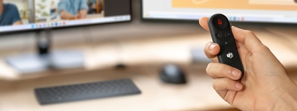 Microsoft Presenter+ Wifi-esittelylaite Bluetooth Musta