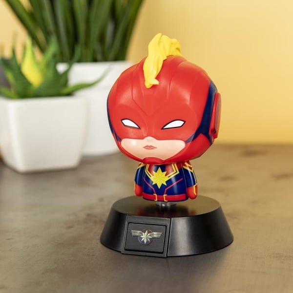 Pikkukuva 2 / 5: Paladone Captain Marvel ICON Light Ympäristövalaistus