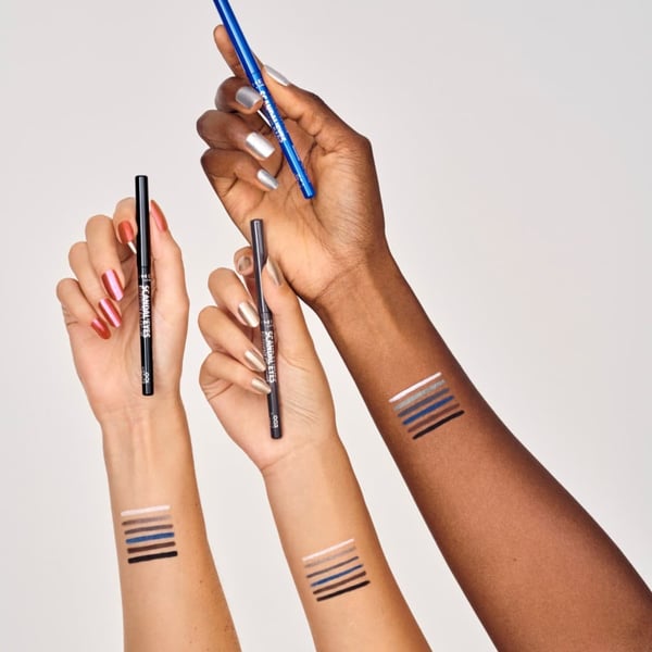 Pikkukuva 6 / 6: Rimmel Scandaleyes Exaggerate eye pencil Kohl 006 Taupe