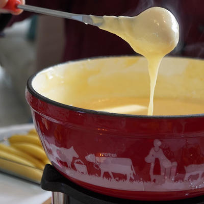 Miniatyrbillede 6 af 9: Rotel F0510 fondue 2 L Rød 6 person(er)