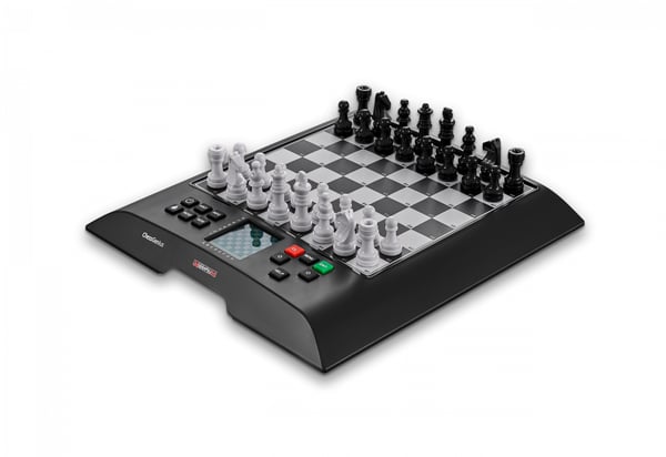 Miniatyrbillede 2 af 9: Millennium ChessGenius Skaksæt International