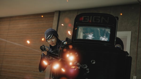 Miniatyrbillede 7 af 18: Ubisoft Tom Clancy's Rainbow Six : Siege - Deluxe Edition Premium Tysk, Engelsk, Forenklet kinesisk, Koreansk, Spansk, Fransk, Italiensk, Japansk, Hollandsk, Polsk, Portugisisk, Russisk, Tjekkisk PlayStation 5