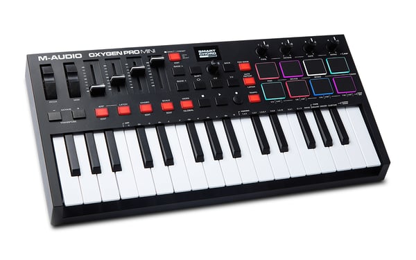 M-AUDIO Oxygen Pro Mini MIDI-kosketin 32 kosketinta USB Musta