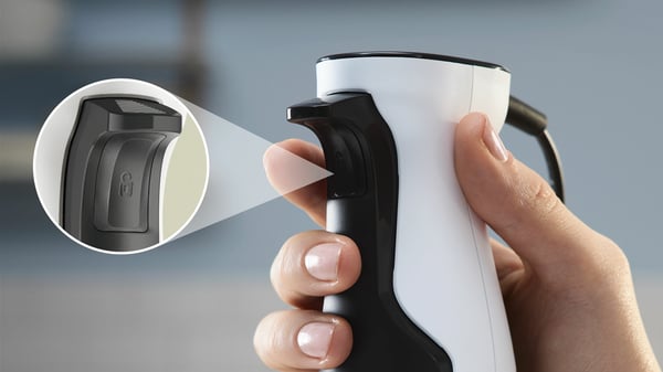 Pikkukuva 4 / 6: Bosch Serie 4 MSM4W420 tehosekoitin 0,6 L Upotettava sekoitin 800 W Musta, Läpinäkyvä, Valkoinen