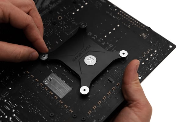 EK Quantum Velocity2 Vesiblokki