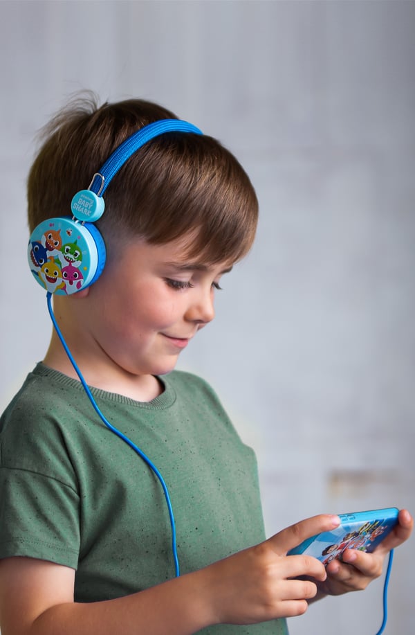 Miniatyrbillede 5 af 6: OTL Technologies Baby Shark Hovedtelefoner Ledningsført Headset Musik Blå