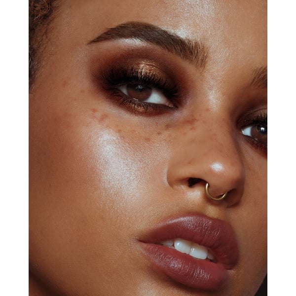 Sleek MakeUP i-Divine luomiväri 9 g Grounded Matta, Kimmellys