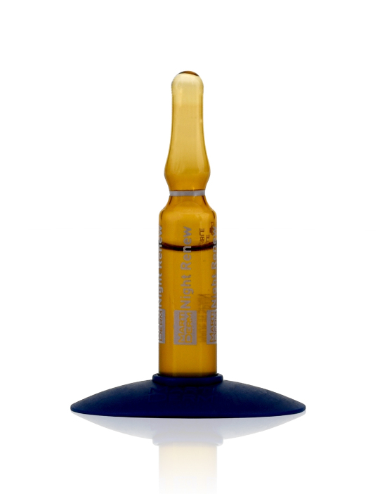 Pikkukuva 2 / 2: MartiDerm PLATINUM Night Renew Kasvoseerumi 60 ml