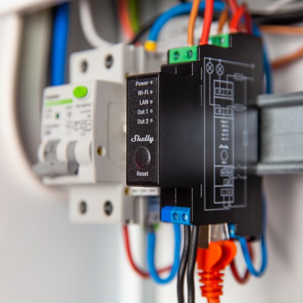 Miniatyrbild 2 av 2: Shelly Pro 2PM elektriska reläer Svart 2