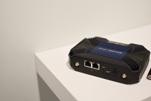 Teltonika TCR100 langaton reititin Nopea Ethernet Kaksitaajuus (2,4 GHz/5 GHz) 4G Musta