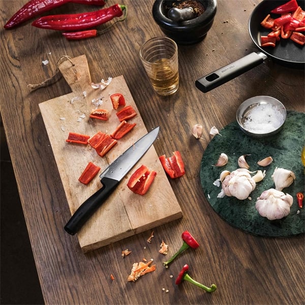 Fiskars 1051748 keittiöveitsi Ruostumaton teräs 1 kpl Keittiömestarin veitsi