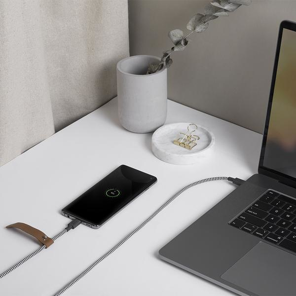 Native Union BELT-C-ZEB-2-NP USB-kaapeli 1,2 m USB C Musta, Valkoinen