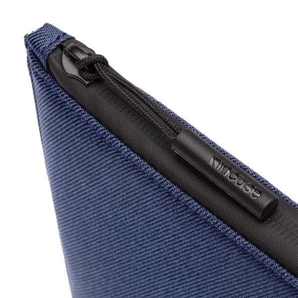 Pikkukuva 4 / 8: Incase INMB100728-NVY laukku kannettavalle tietokoneelle 35,6 cm (14") Sling-reppu Laivasto