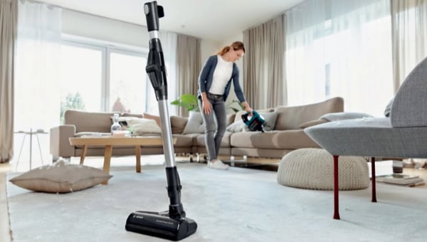 Bosch BSS71125AH stav støvsuger & elektrisk kost 2-i-1 stangstøvsuger Batteri Dry Poseløs Sort, Blå
